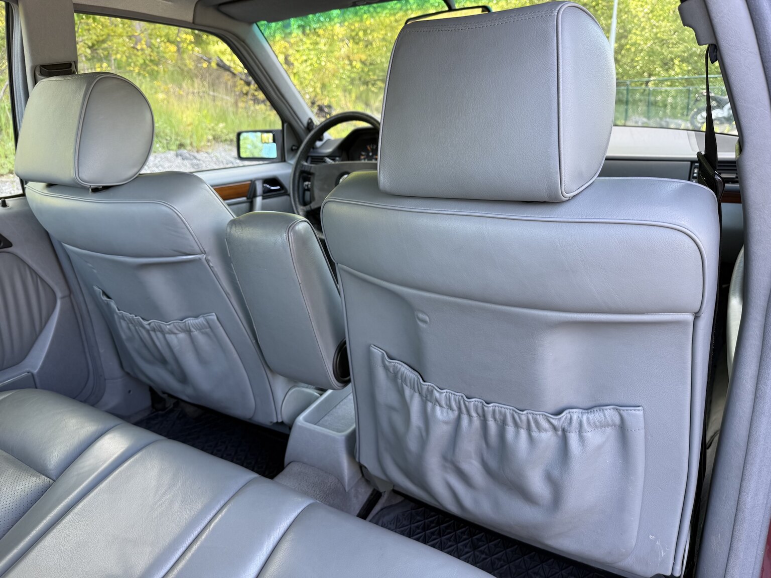 Interior image of 1991 Mercedes-Benz 300 E-24
