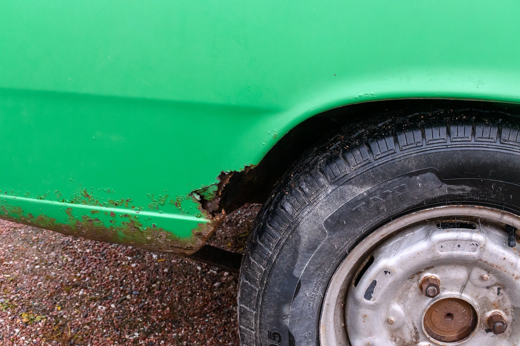 Exteriörbild på 1974 DAF 6633 - NO RESERVE