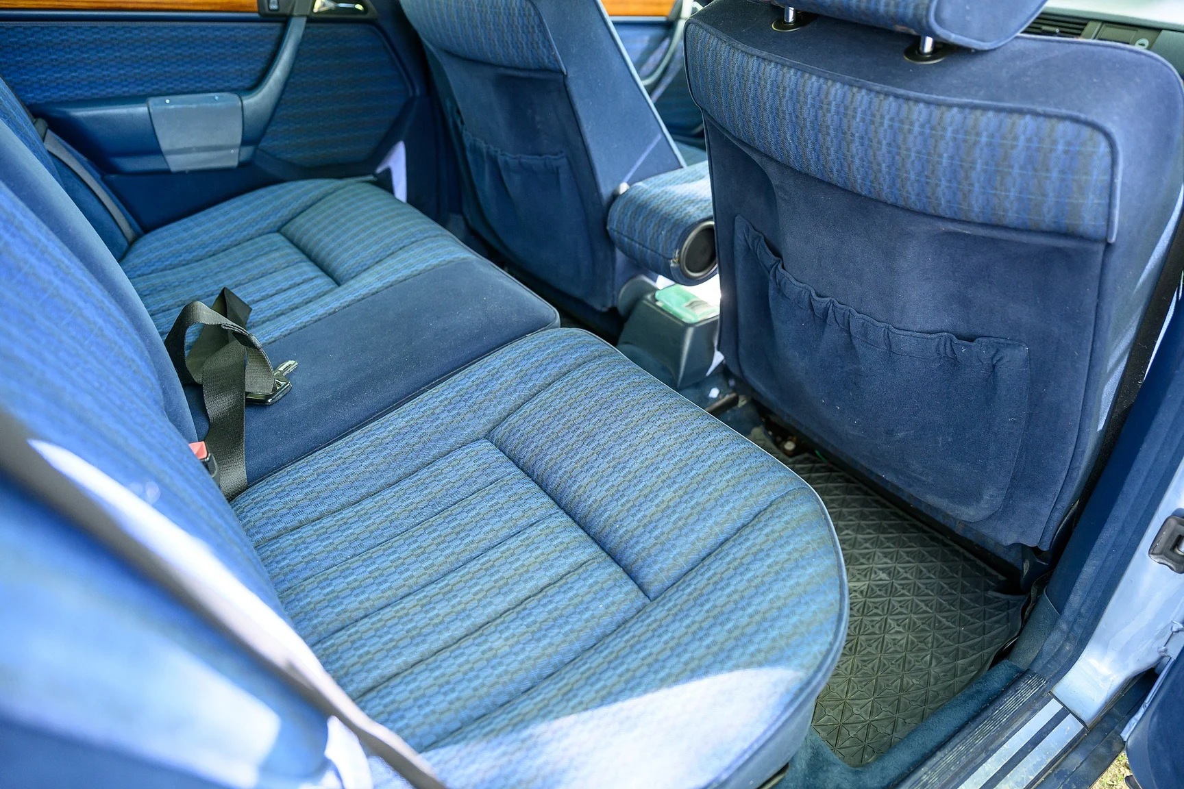 Innenraumfoto von 1992 Mercedes-Benz 300 TE (65)