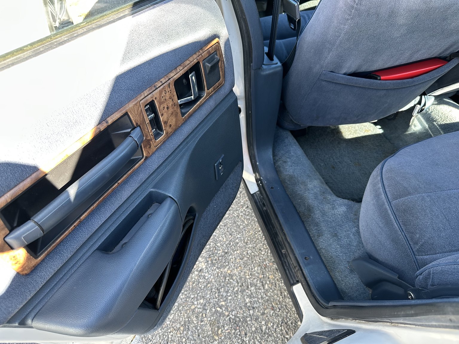 Interior image of 1993 Chevrolet Caprice Classic Wagon 5.7 V8 