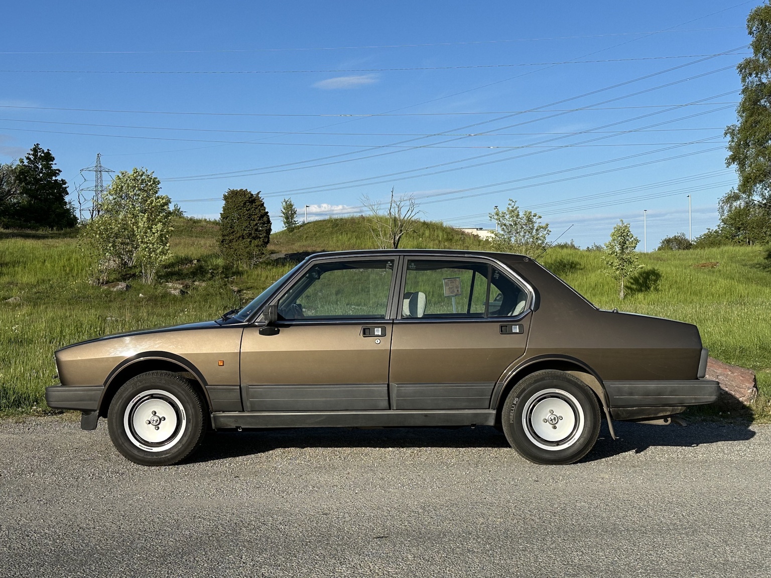 Aussenfoto 1984 Alfa Romeo Alfetta 2000