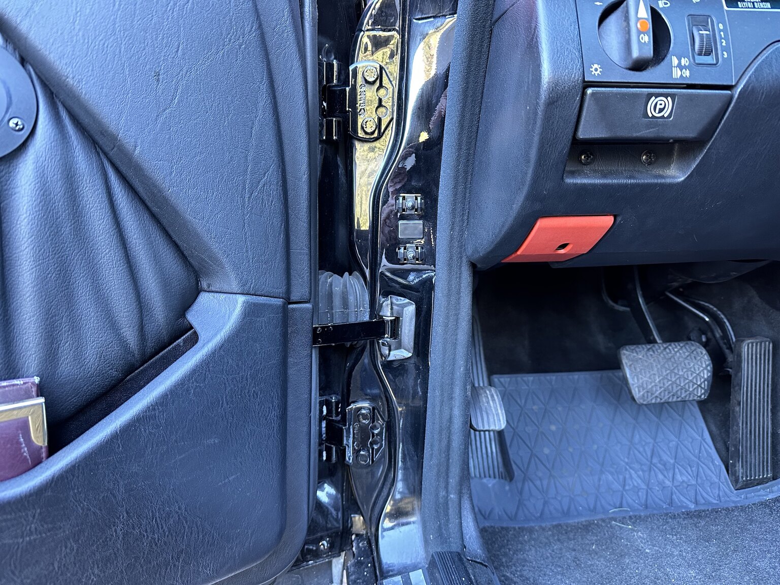 Interiörbild 1990 Mercedes-Benz 300 CE 24V