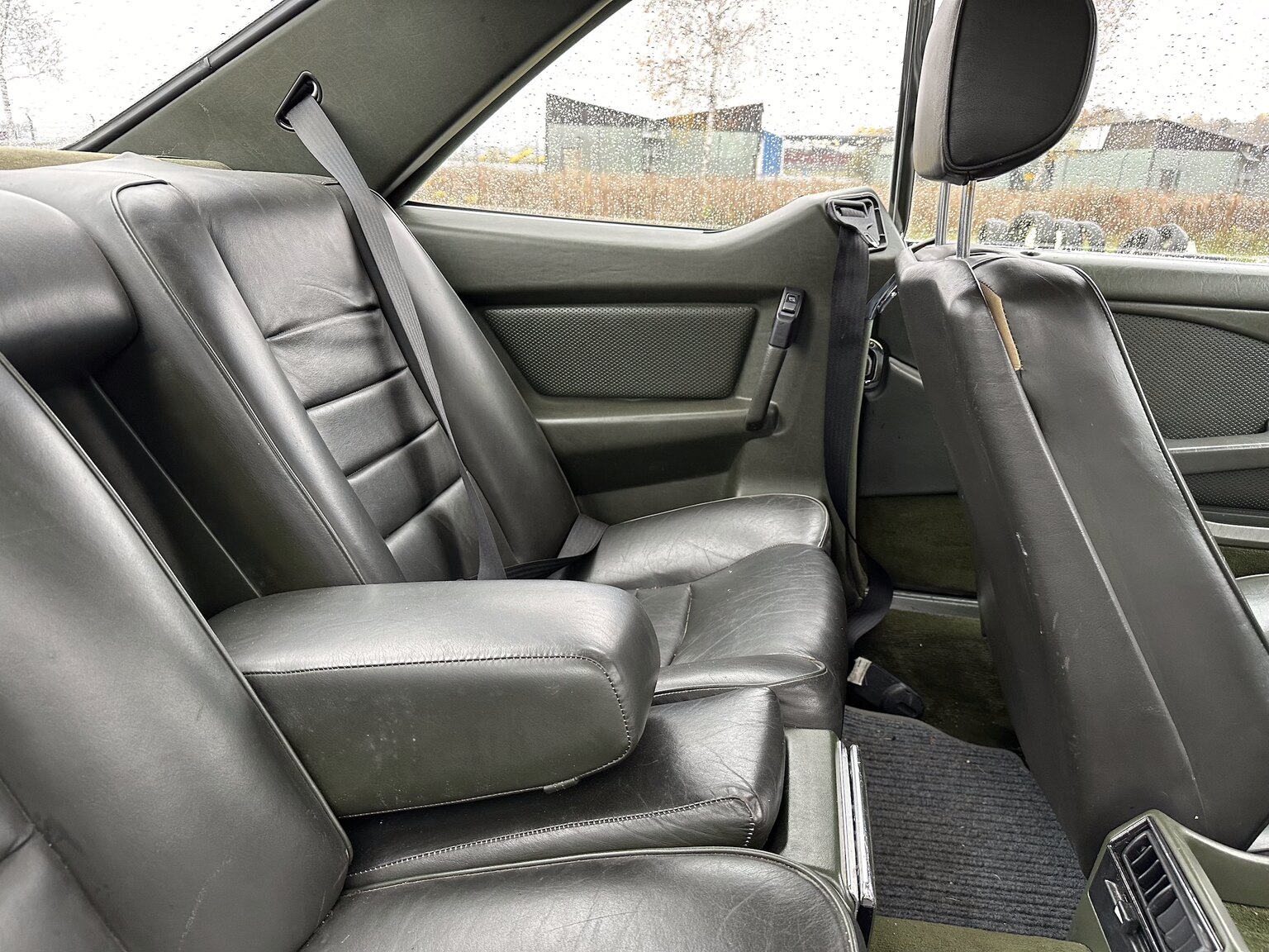 Interiörbild 1983 Mercedes-Benz 500 SEC