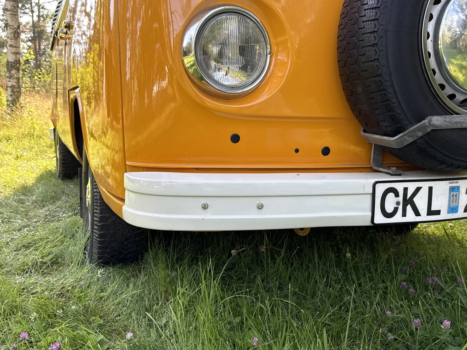 Exteriörbild på 1975 Volkswagen Transporter Campervan (20)