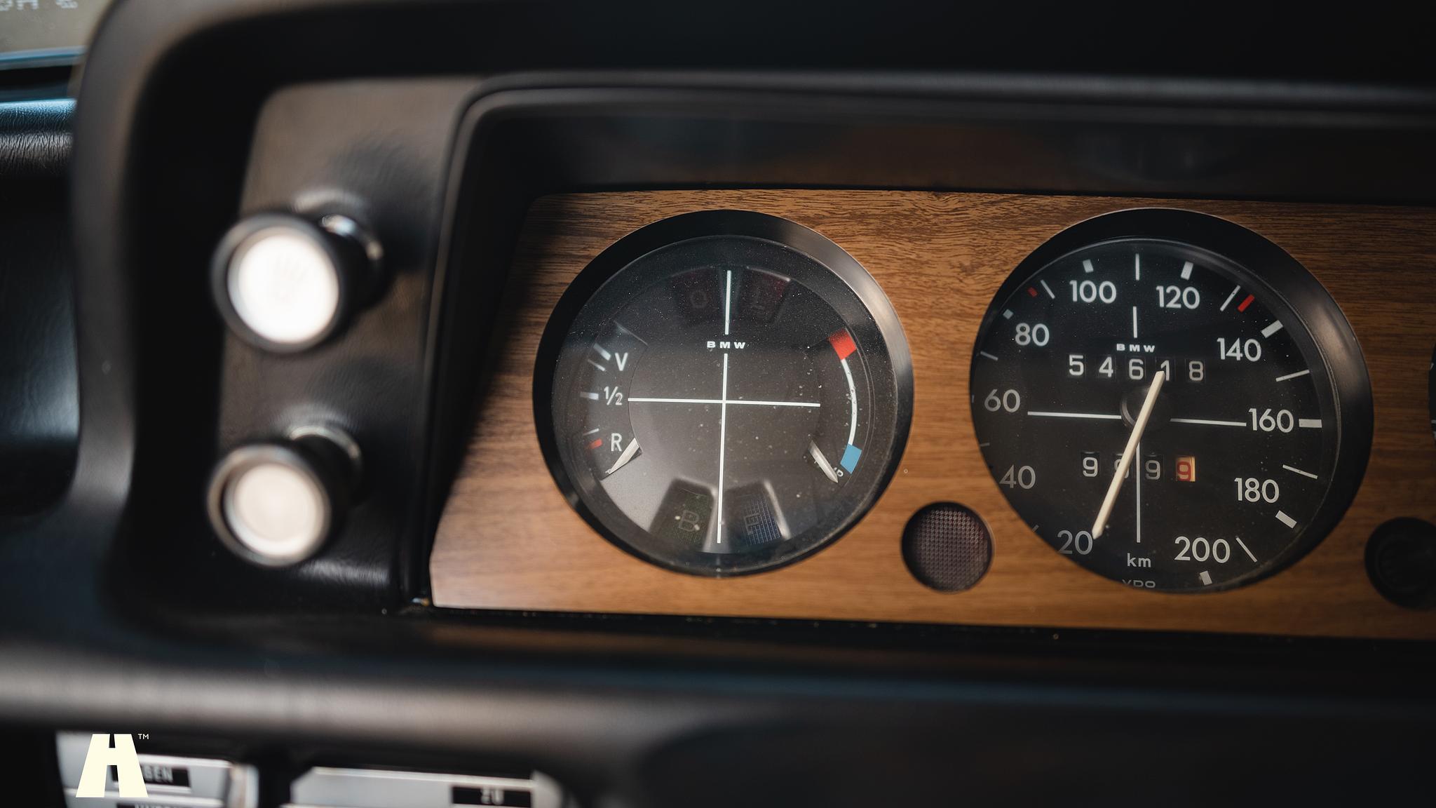 Innenraumfoto von 1974 BMW 2002