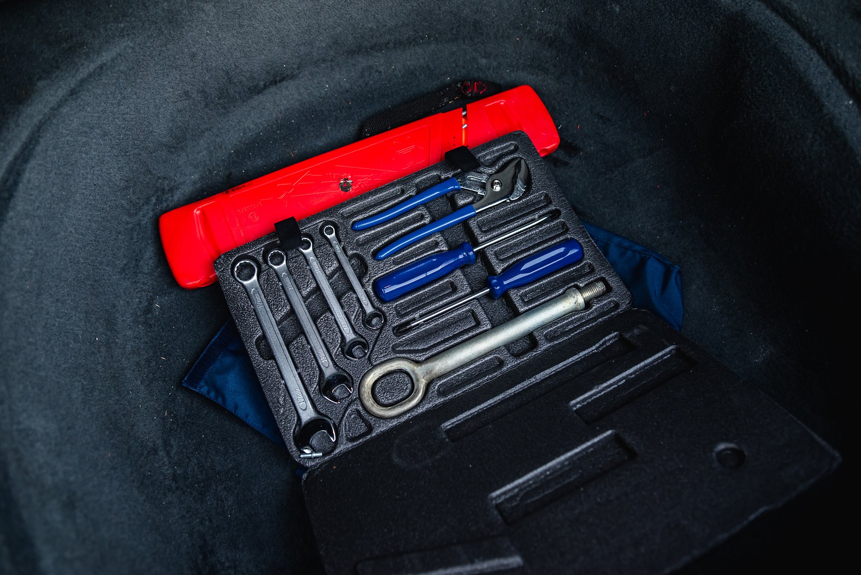 Interior image of 2000 Maserati 3200 GT