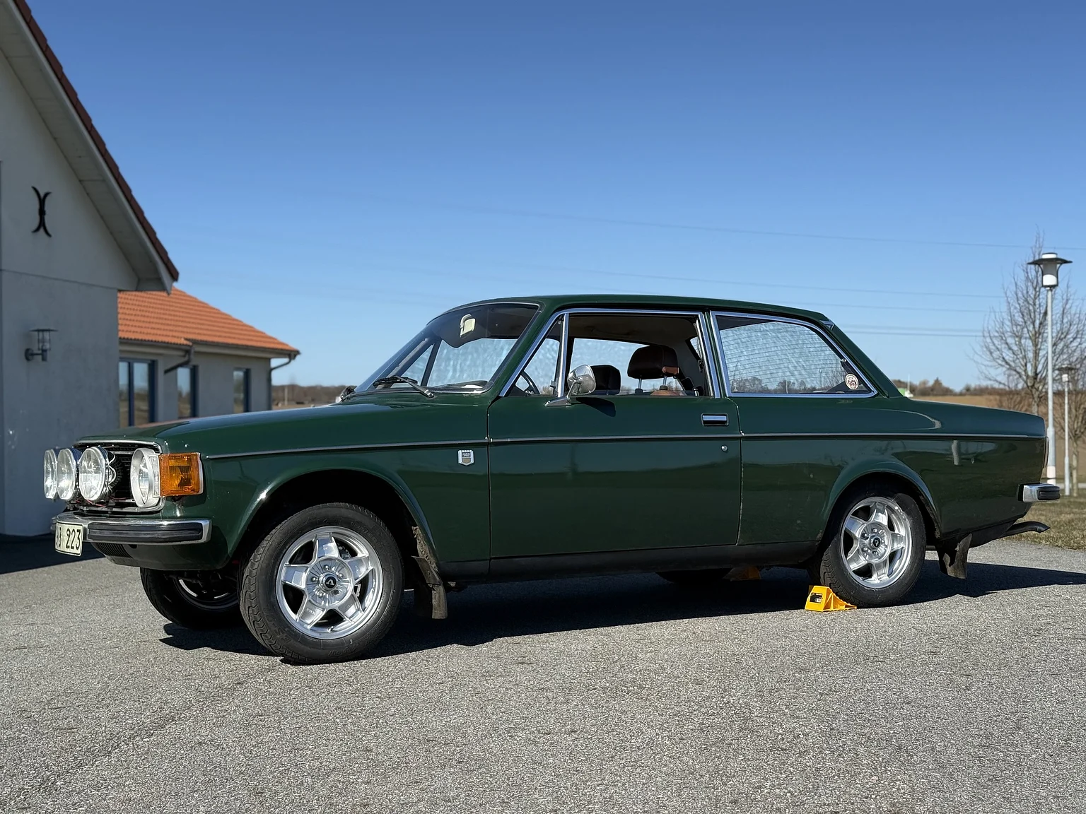 Aussenfoto 1973 Volvo 142 2.0 Deluxe (2)