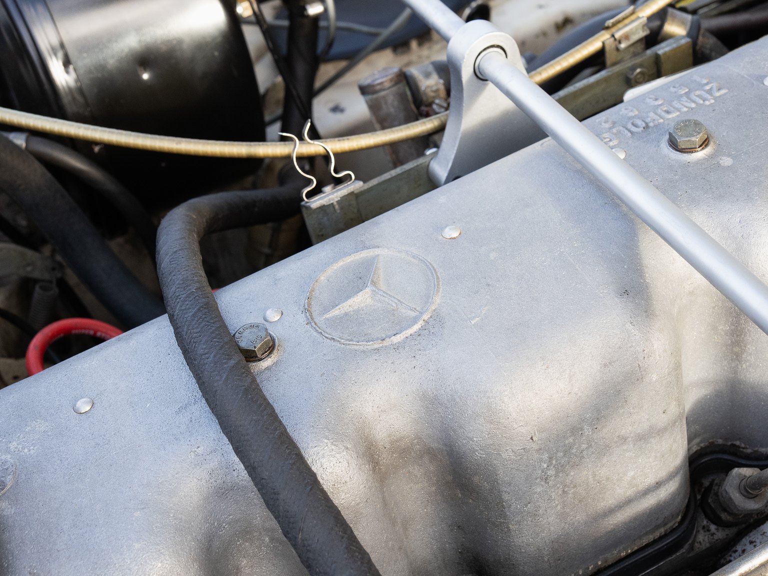 Image of 1966 Mercedes-Benz 230 SL "Pagoda" mechanics