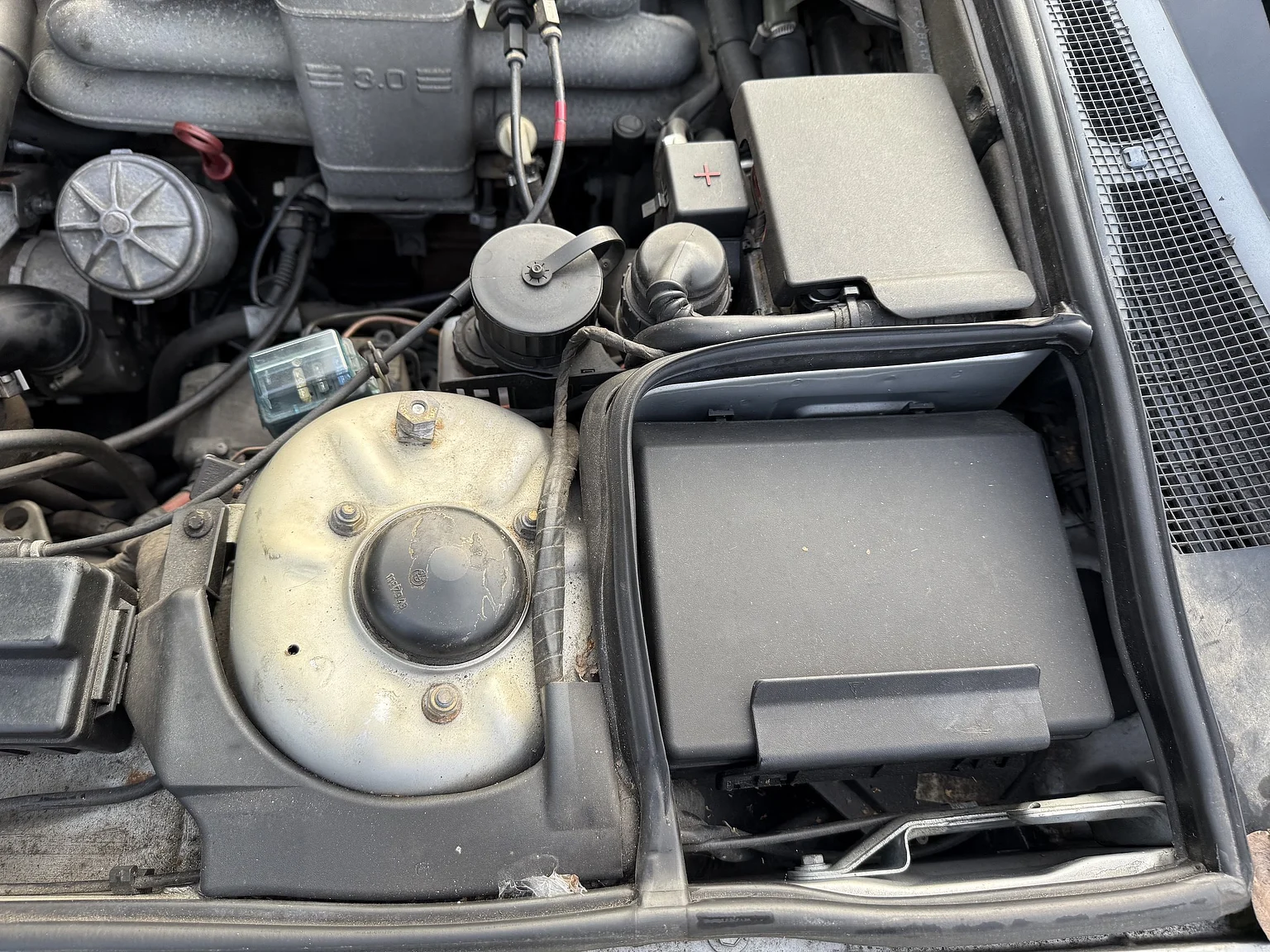 1992 BMW 730iA (16), Mekanik