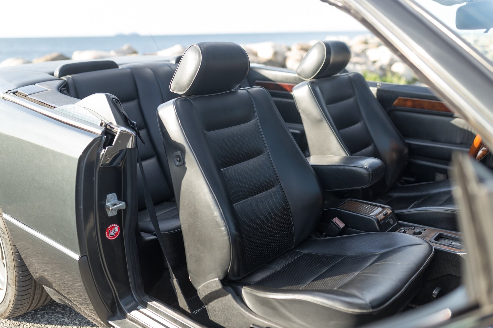 Interior image of 1993 Mercedes-Benz 300 CE-24 Cabriolet