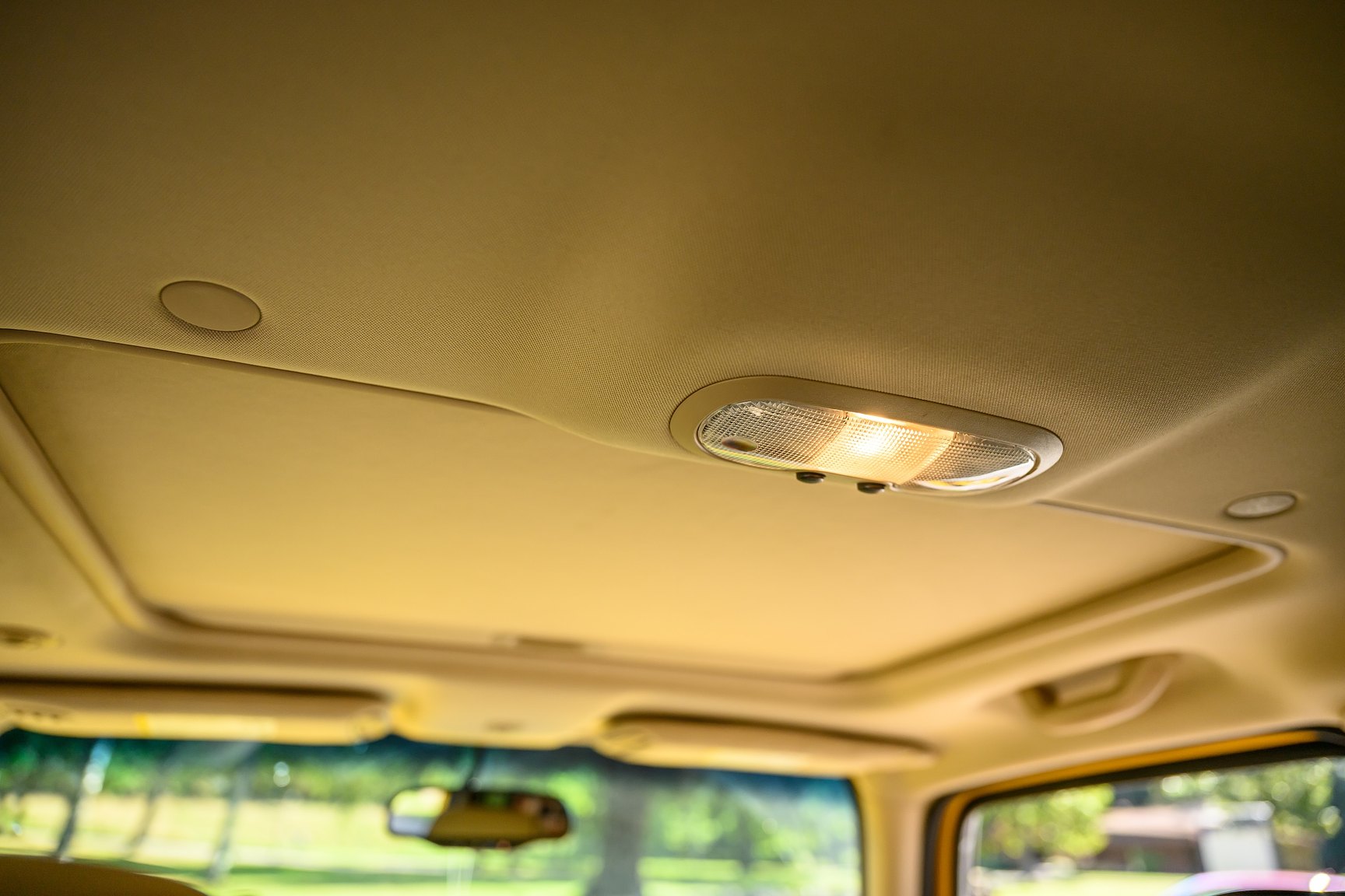 Interior image of 2006 Hummer H3