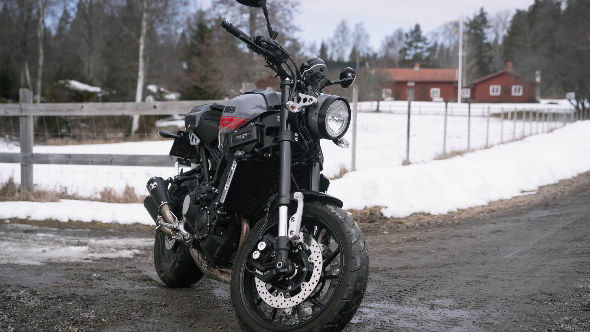 Aussenfoto 2017 Yamaha XSR 900 Abarth Limited Edition