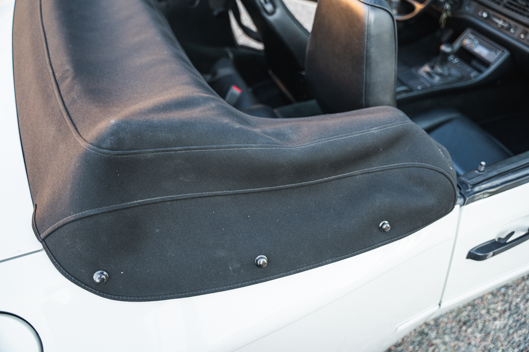 Interior image of 1991 Porsche 944 Turbo Cabriolet