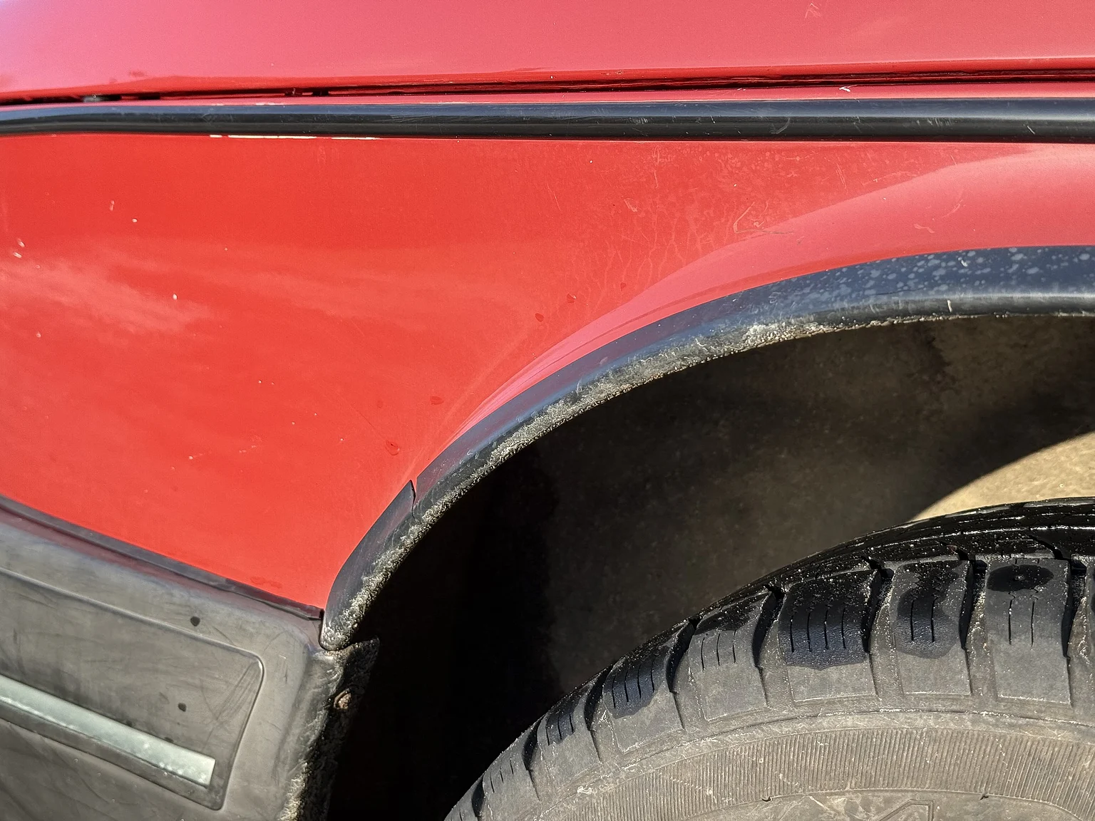 Exterior image of 1991 SAAB 900S Turbo 2-door (39)