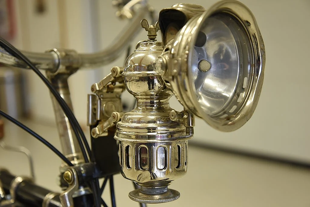 Bild von 1913 Wanderer 3PS V-Twin välrenoverad mc svensksåld från Falun (23)