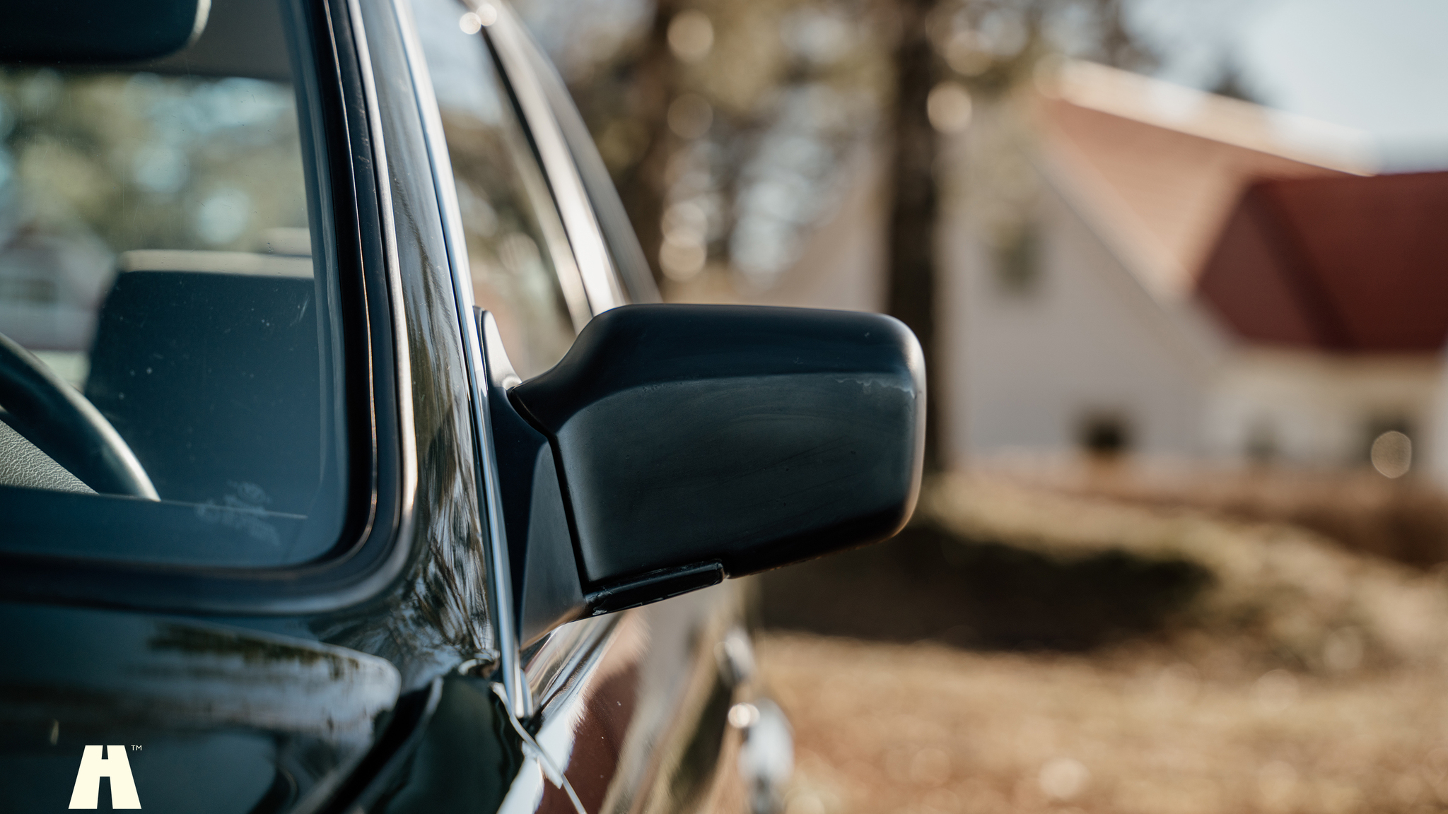 Exterior image of 1988 BMW 325 Coupé (20)