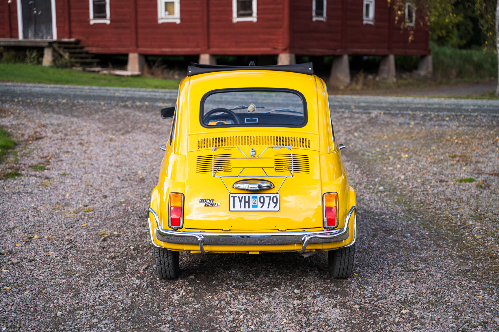 Exterior image of 1972 Fiat 500L