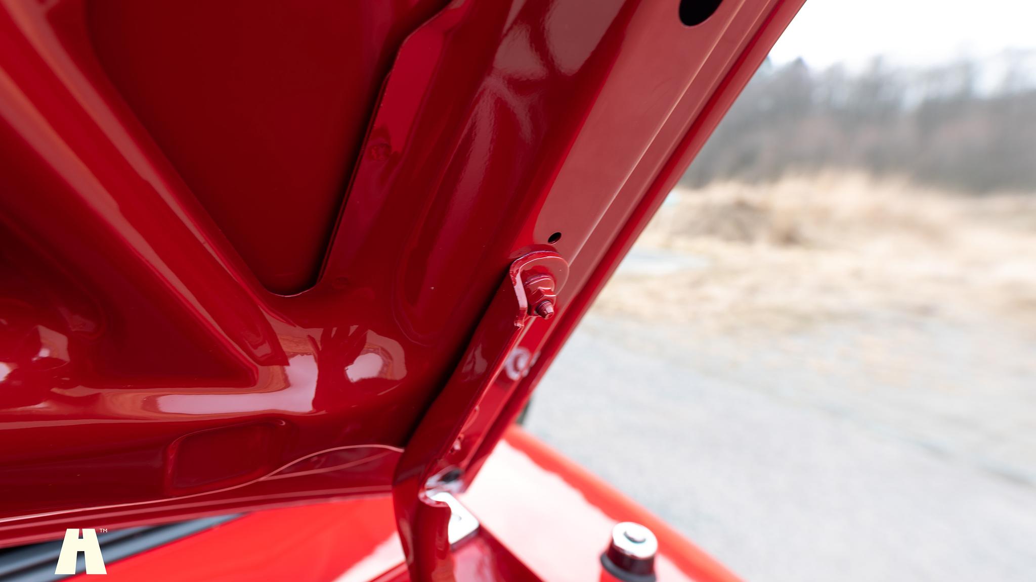 Interior image of 1997 Mazda MX-5 (70)