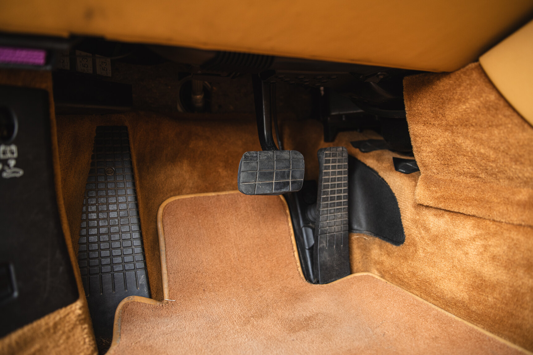 Interior image of 2004 Porsche 911 Carrera 4
