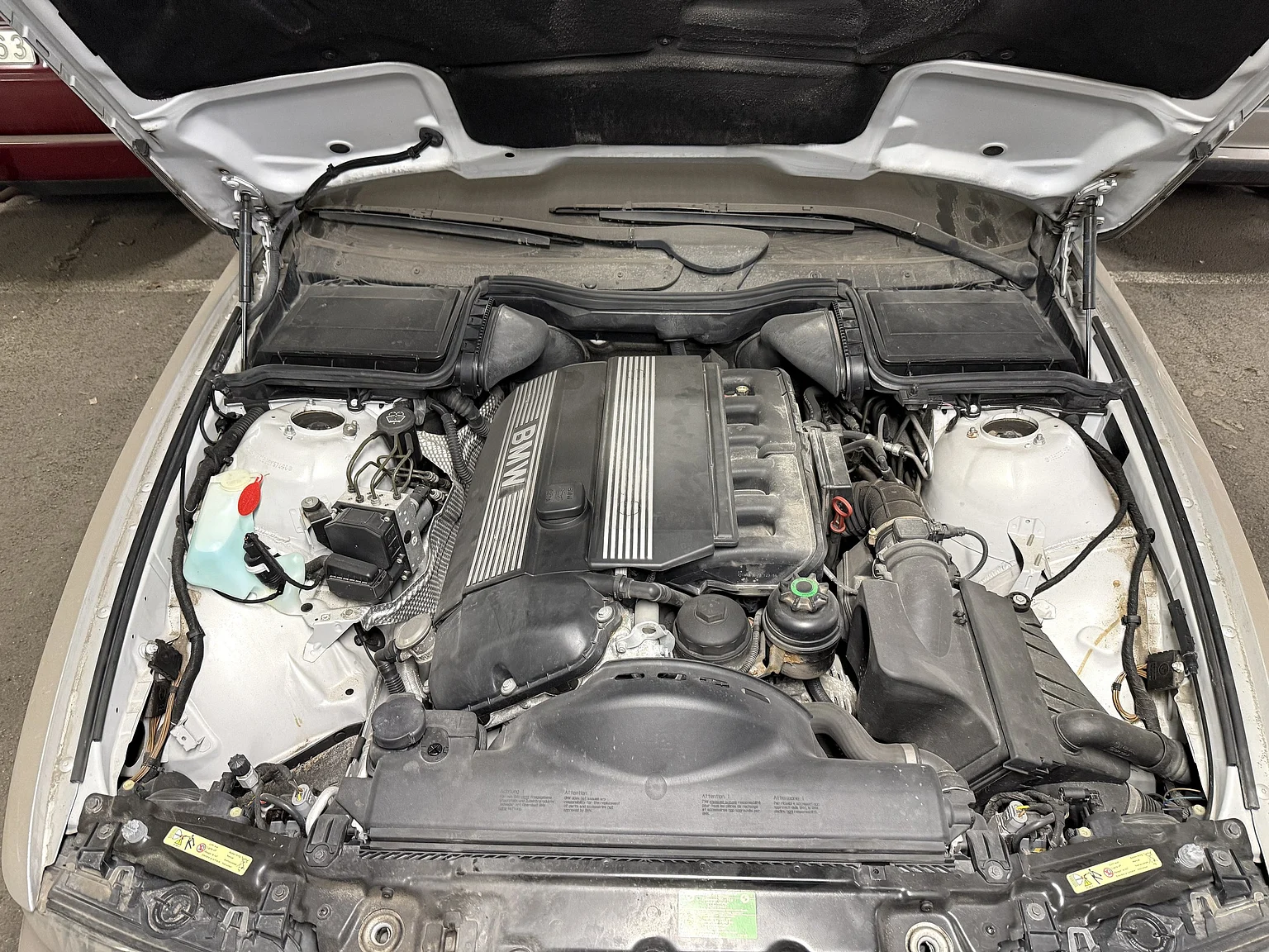 Image of 2002 BMW 520i (2) mechanics