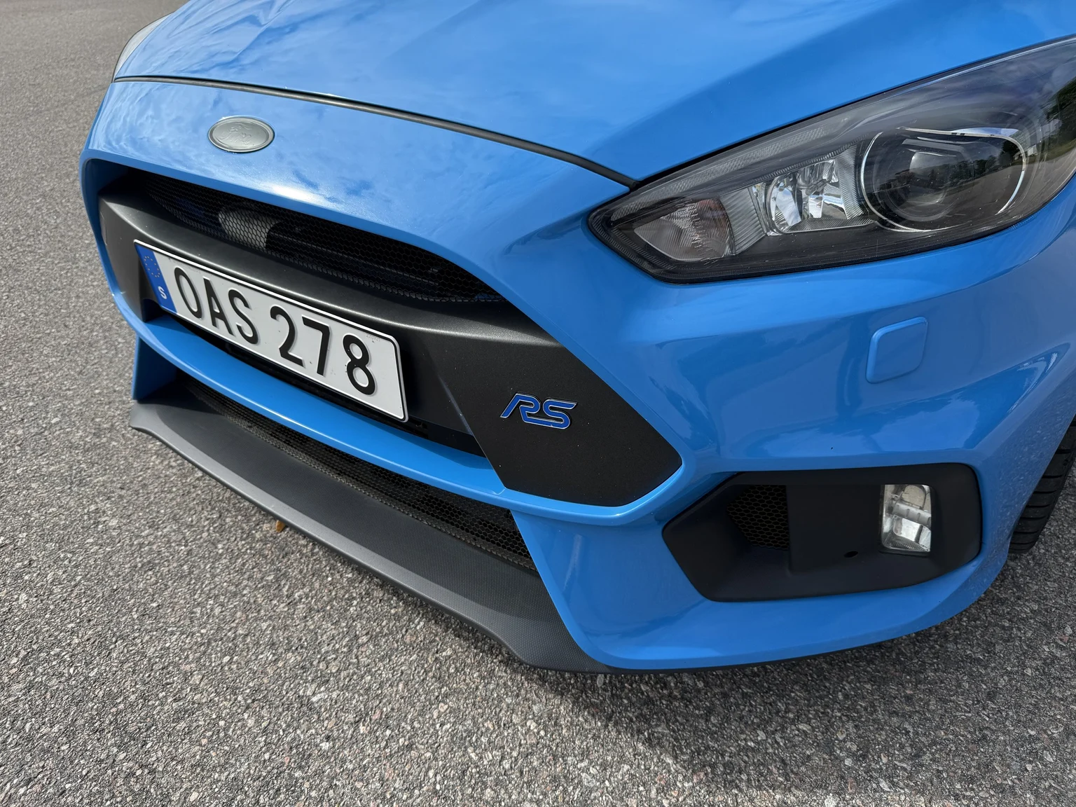Exterior image of 2018 Ford Focus RS (27)