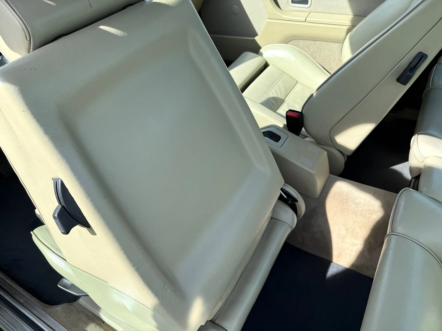Interior image of 1985 BMW 635 CSiA (E24) (84)
