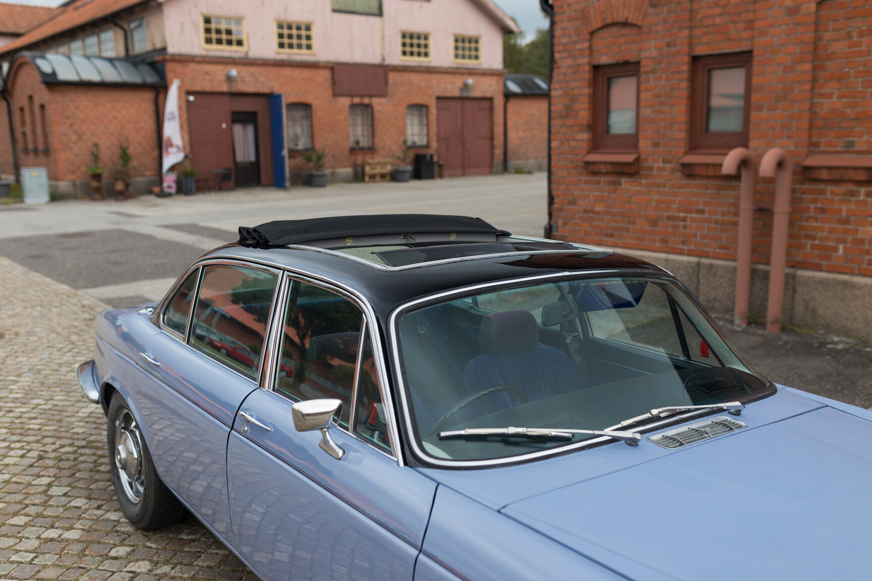 Aussenfoto 1975 JAGUAR XJ6  (69)