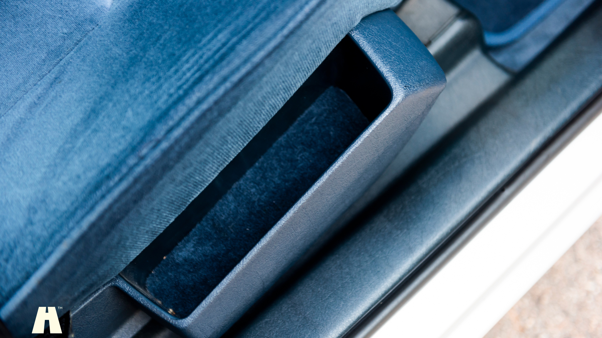 Interior image of 1991 Volvo 960 Executive