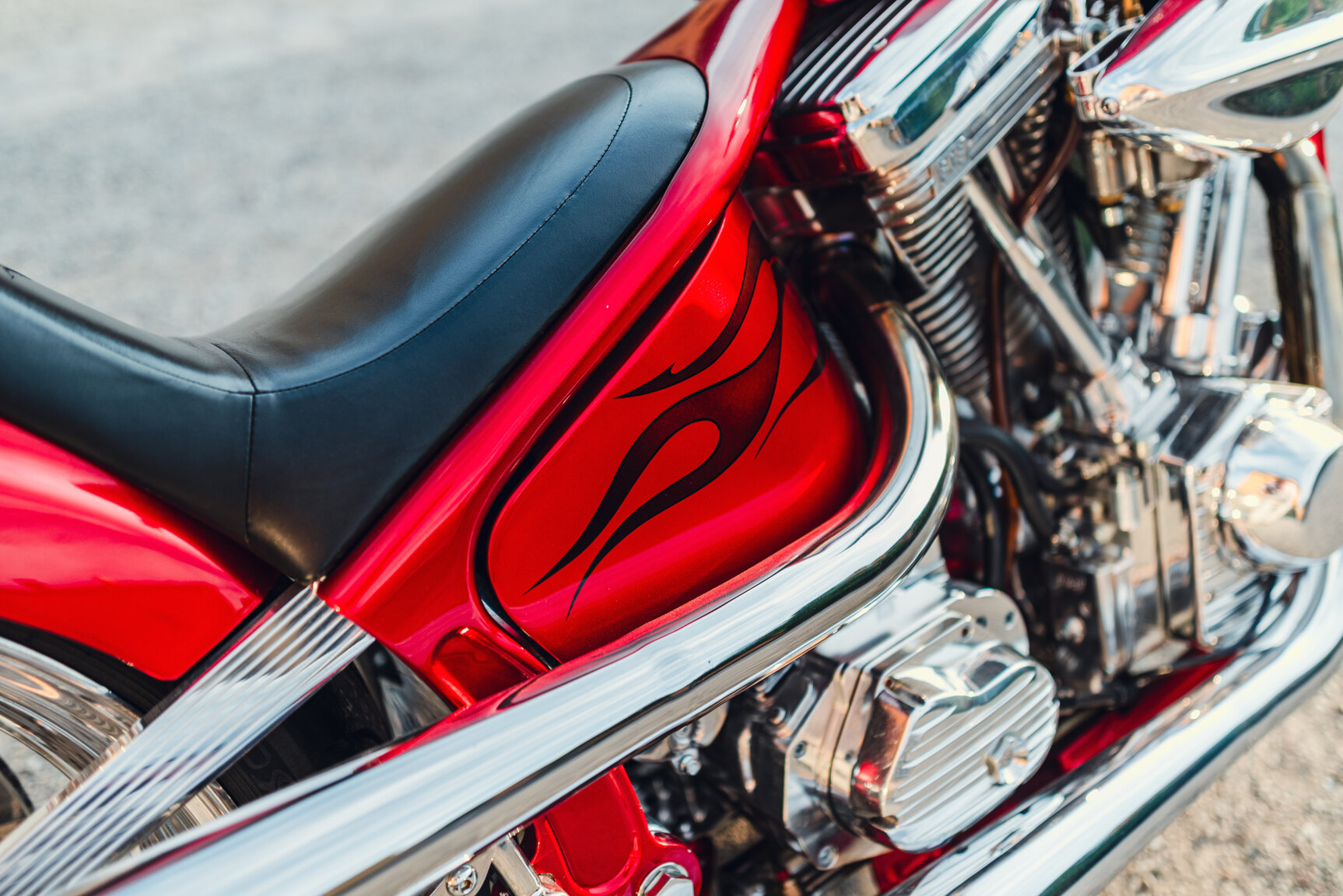 Exteriörbild på 2001 Unique Custom Cycles Red Inferno