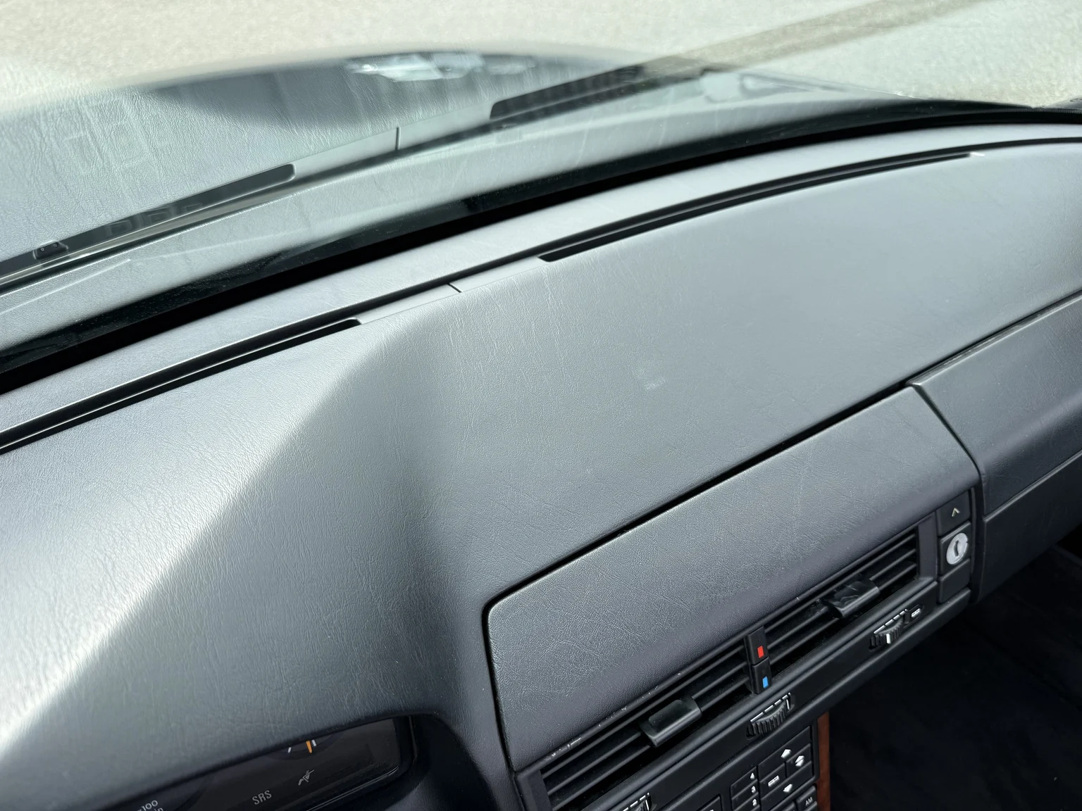 Interiörbild 1995 Mercedes-Benz SL 500 (42)