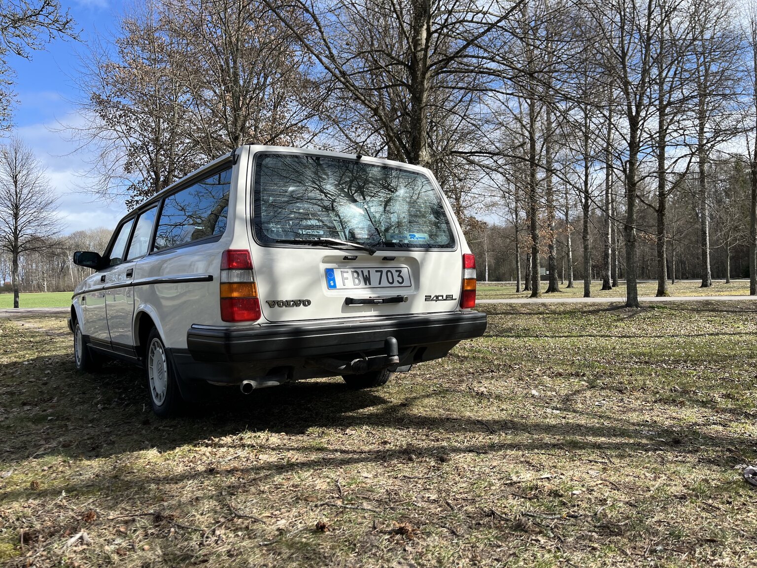 Exterior image of 1993 Volvo 245 GL