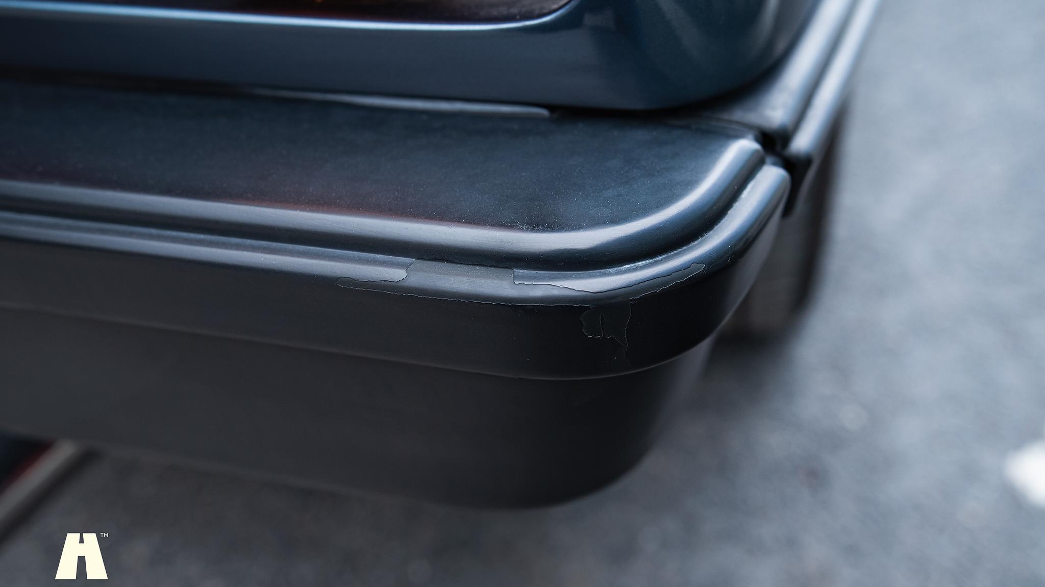 Exterior image of 1985 Ferrari Mondial Quattrovalvole Design by Pininfarina (71)