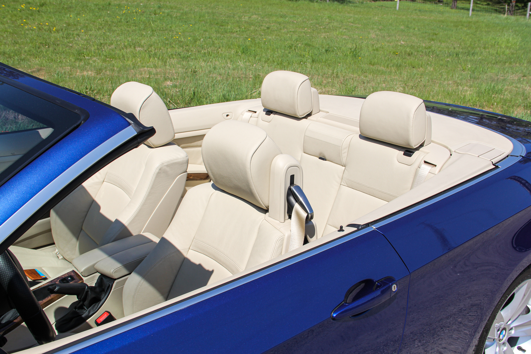 Innenraumfoto von 2007 BMW 335i Cabriolet