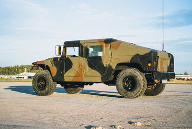 Exteriörbild på 1987 Chevrolet/Humvee H1 Slantback