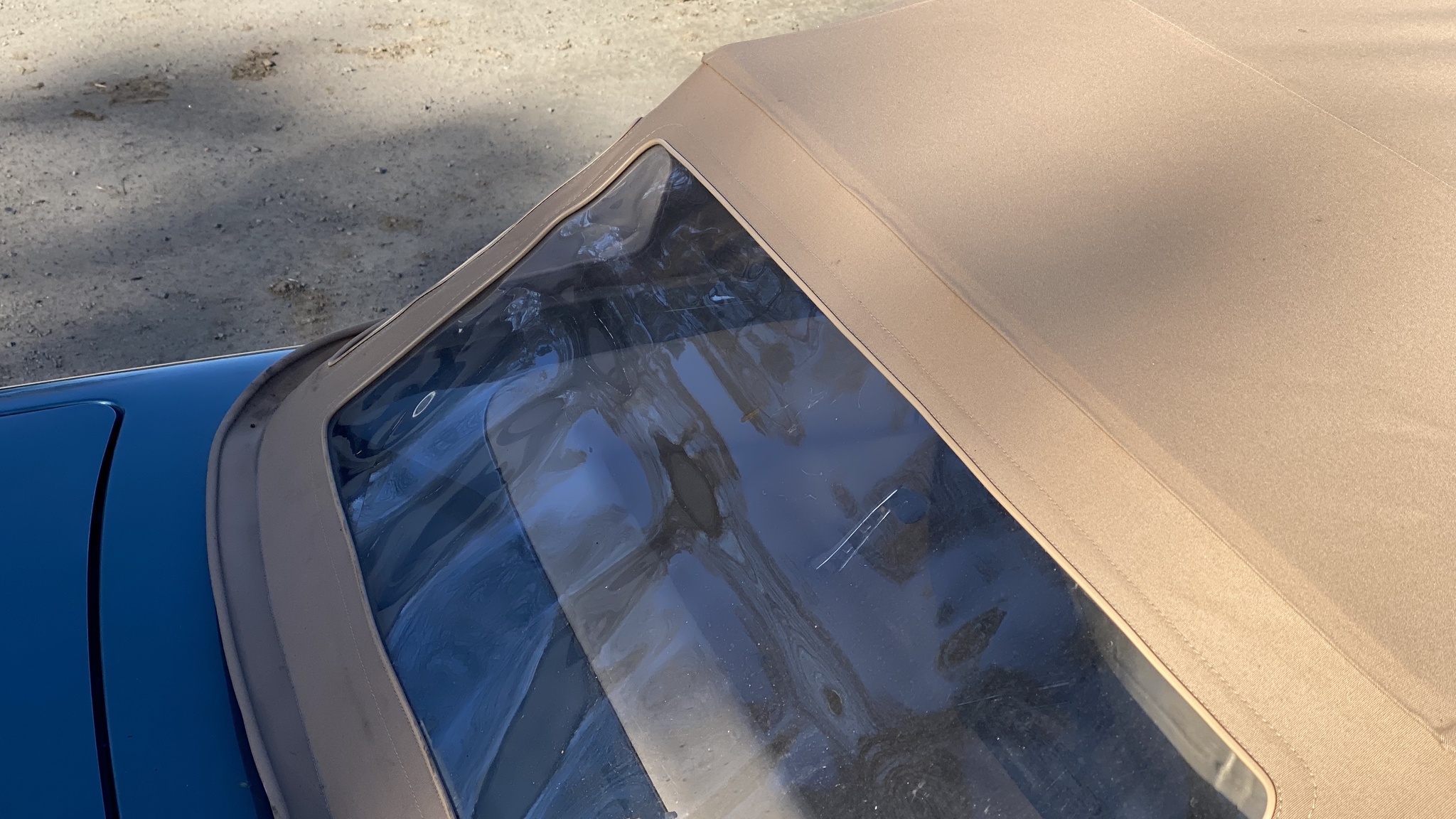 Exteriörbild på 1985 Mercedes-Benz 380 SL