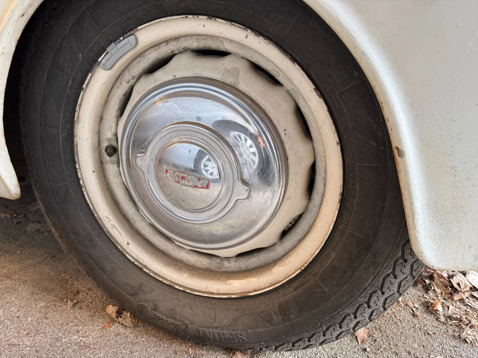 Exteriörbild på 1961 Jaguar Mark 2 (41)