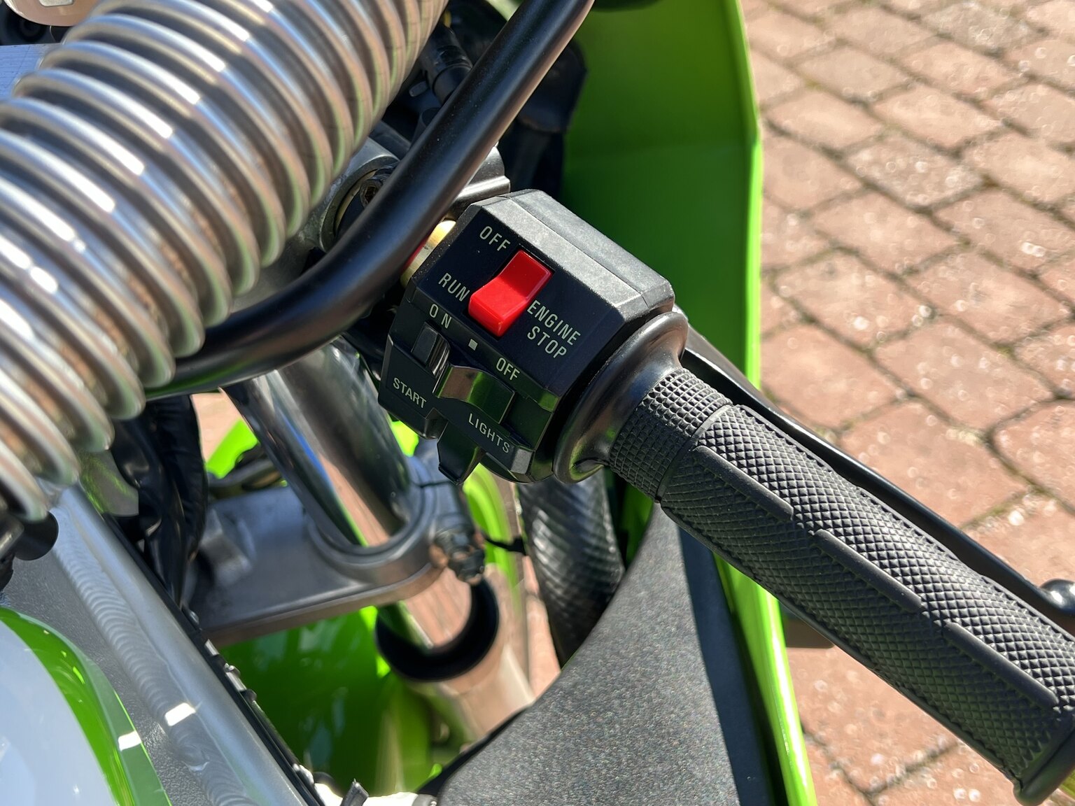 Exterior image of 1989 Kawasaki ZXR 750 H1 (55)