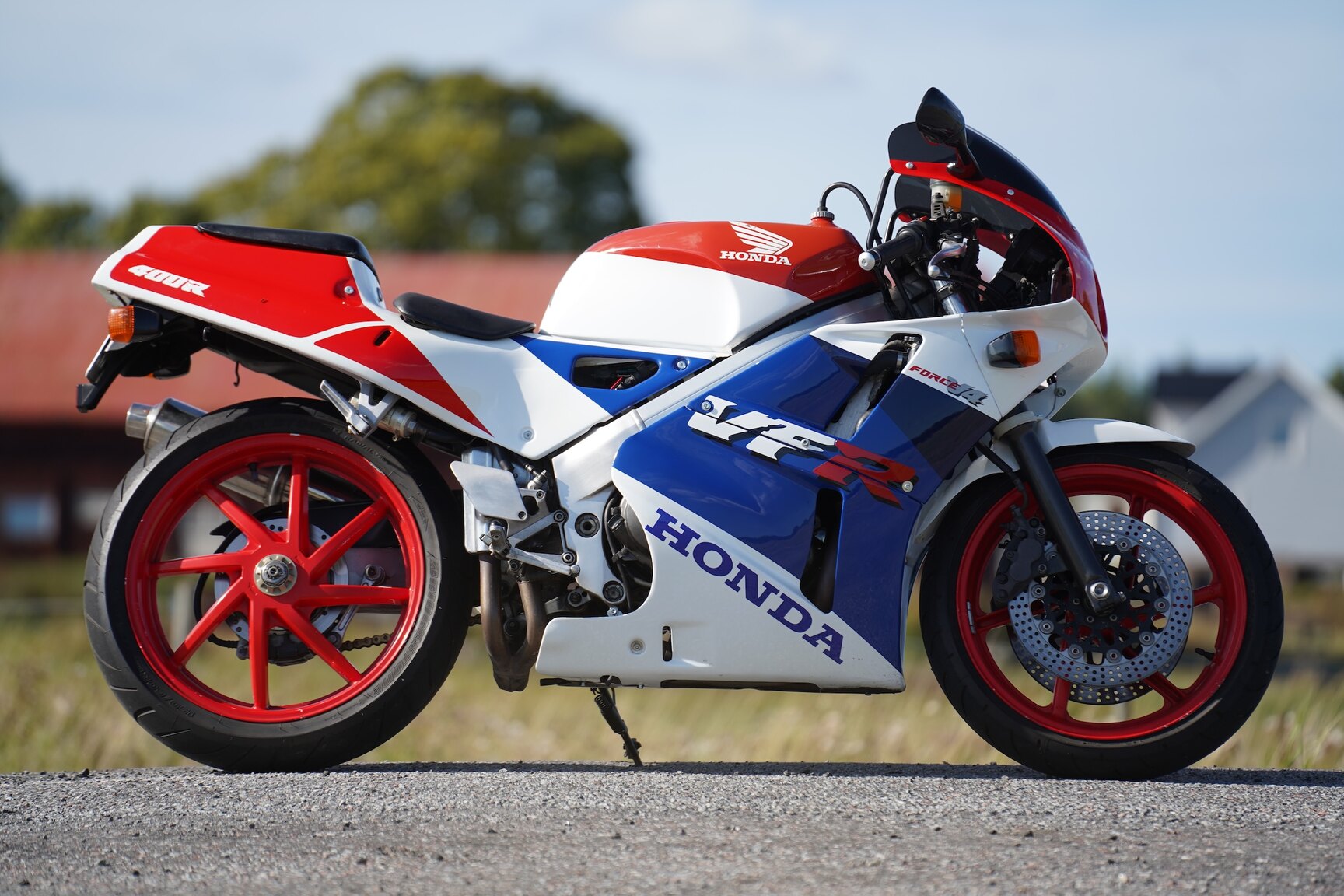 Exterior image of 1992 Honda VFR400R NC30