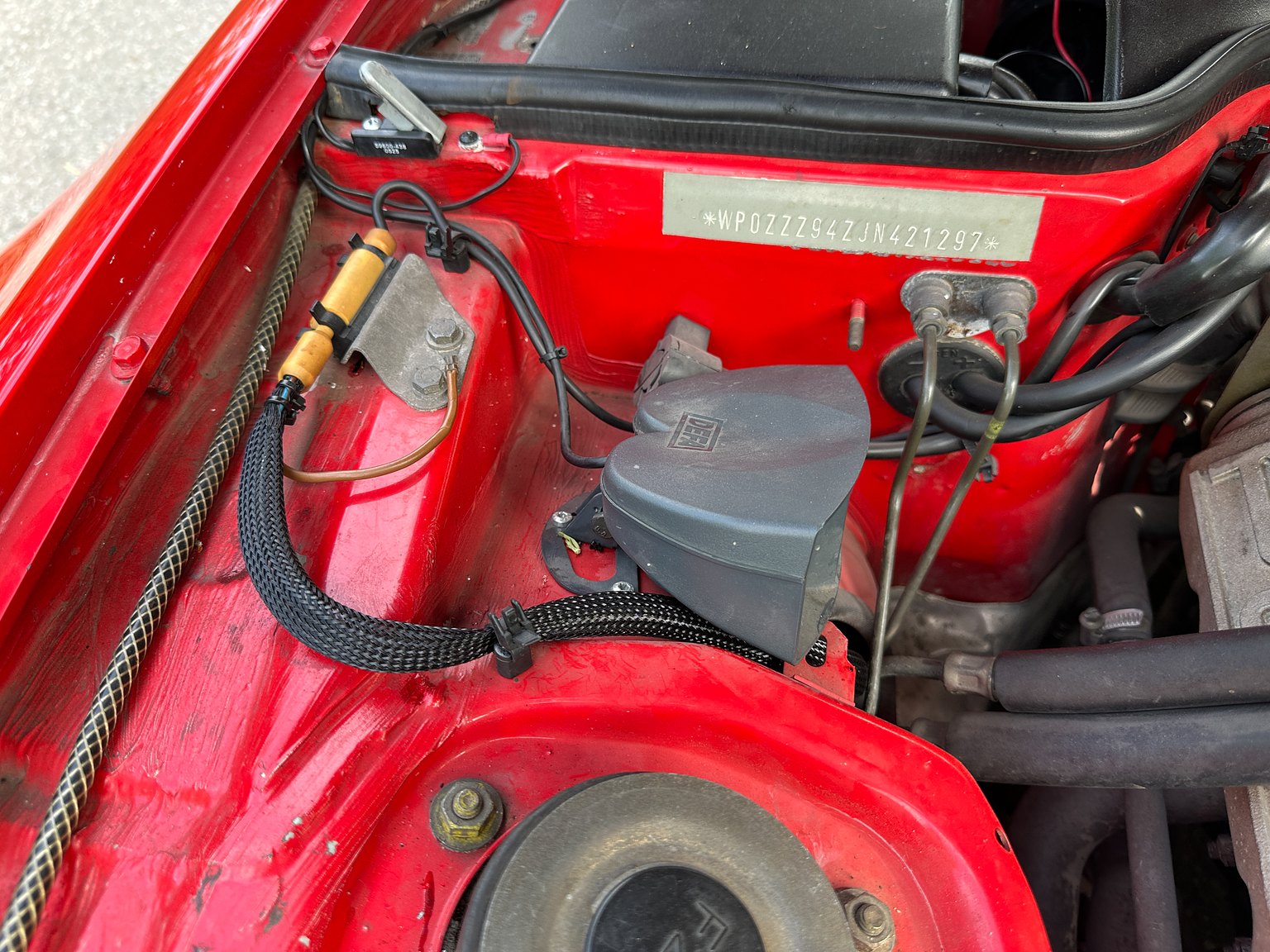 Image of 1988 Porsche 944 mechanics