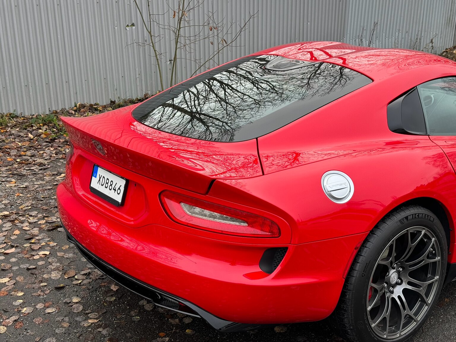 Exteriörbild på 2014 Dodge Viper GTS (77)