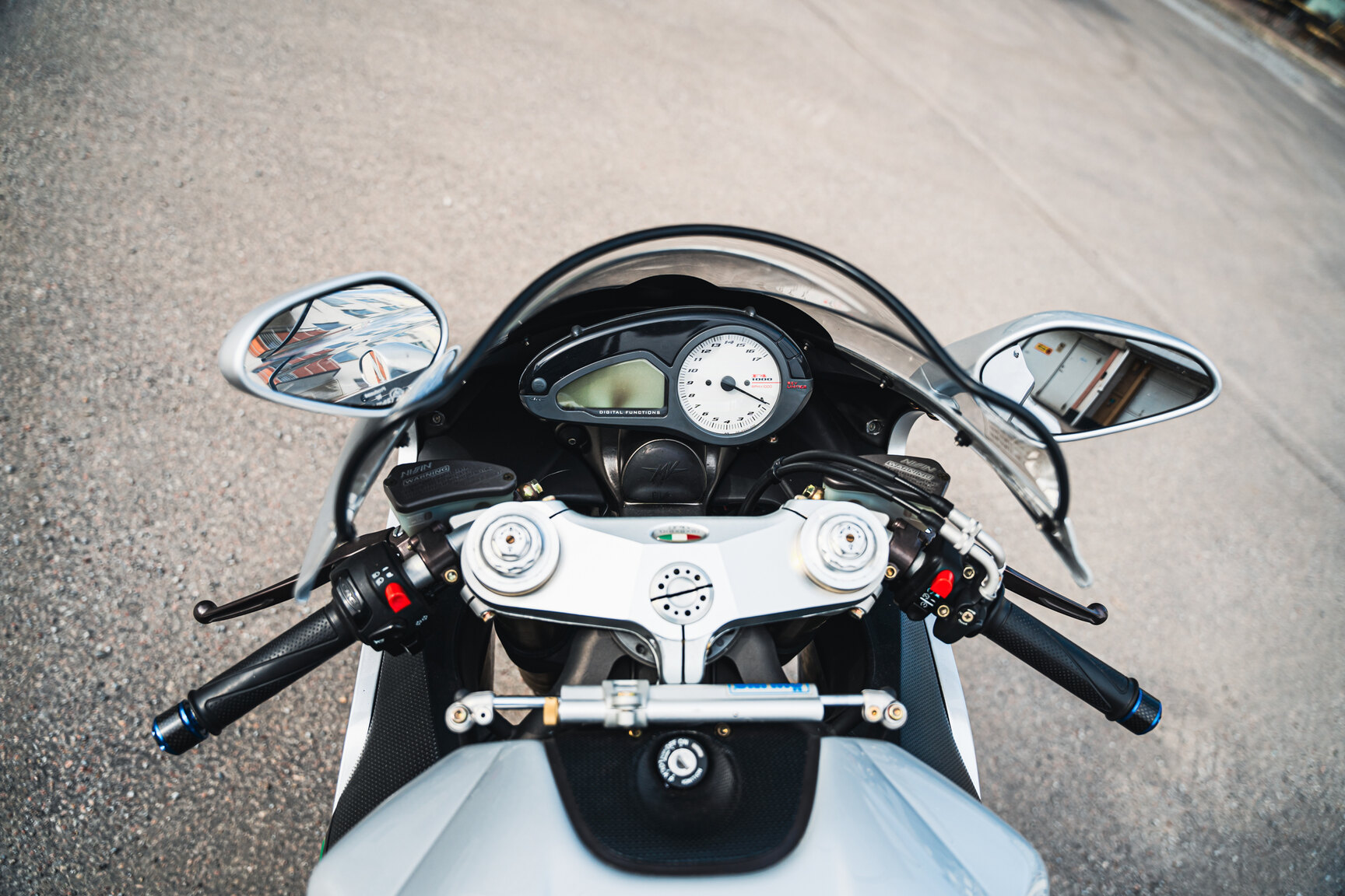 Aussenfoto 2004 MV Agusta F4 1000S