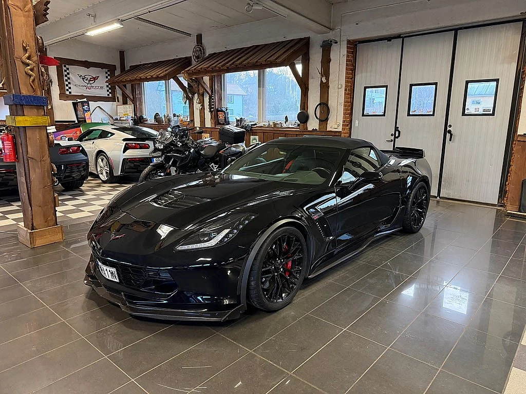 Bild von 2017 Chevrolet Corvette (2)