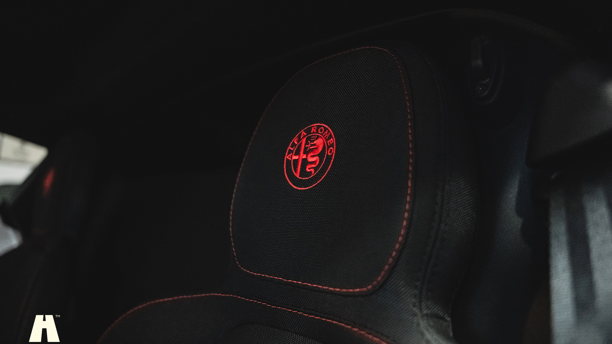 Interiörbild 2016 Alfa Romeo 4C (9)