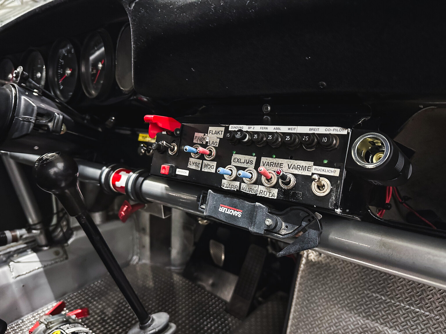 Innenraumfoto von 1971 Porsche 911 RSR Tribute
