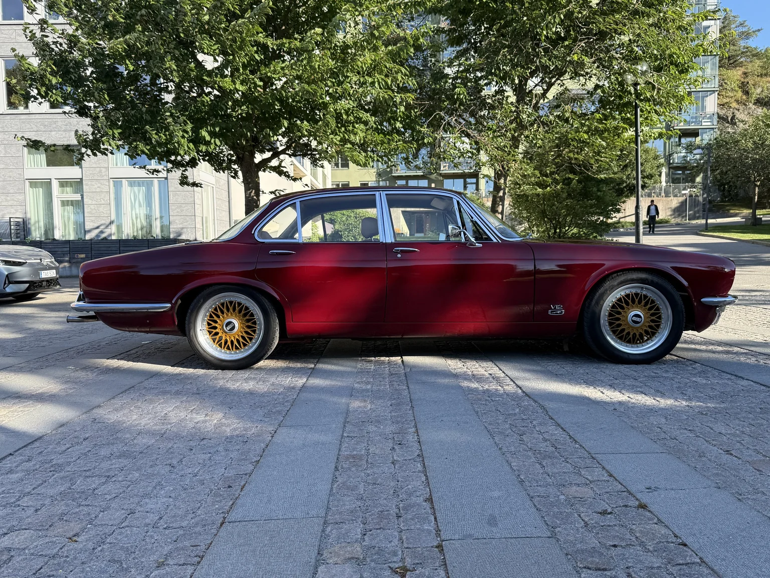 Aussenfoto 1970 Jaguar XJ12 Performance (10)