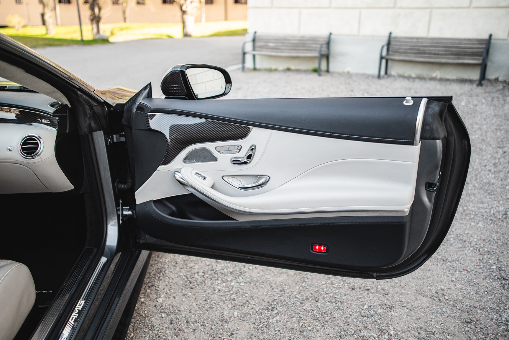Interior image of 2016 Mercedes-Benz S63 AMG 4MATIC Coupé