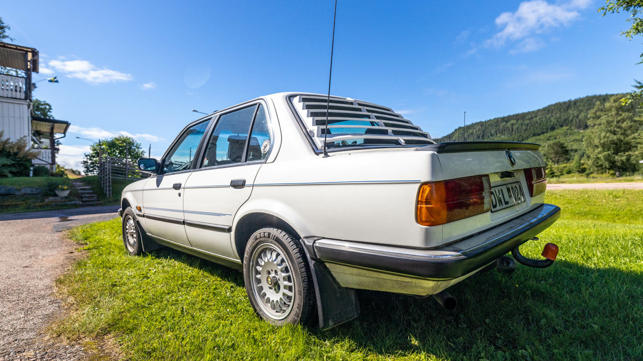 Aussenfoto 1984 BMW 320i sedan