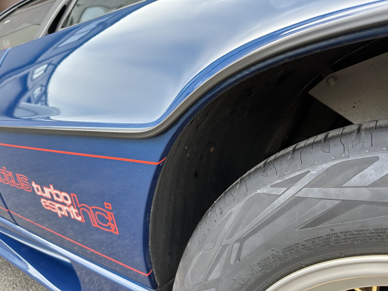 Aussenfoto 1987 Lotus Esprit Turbo HCi (43)