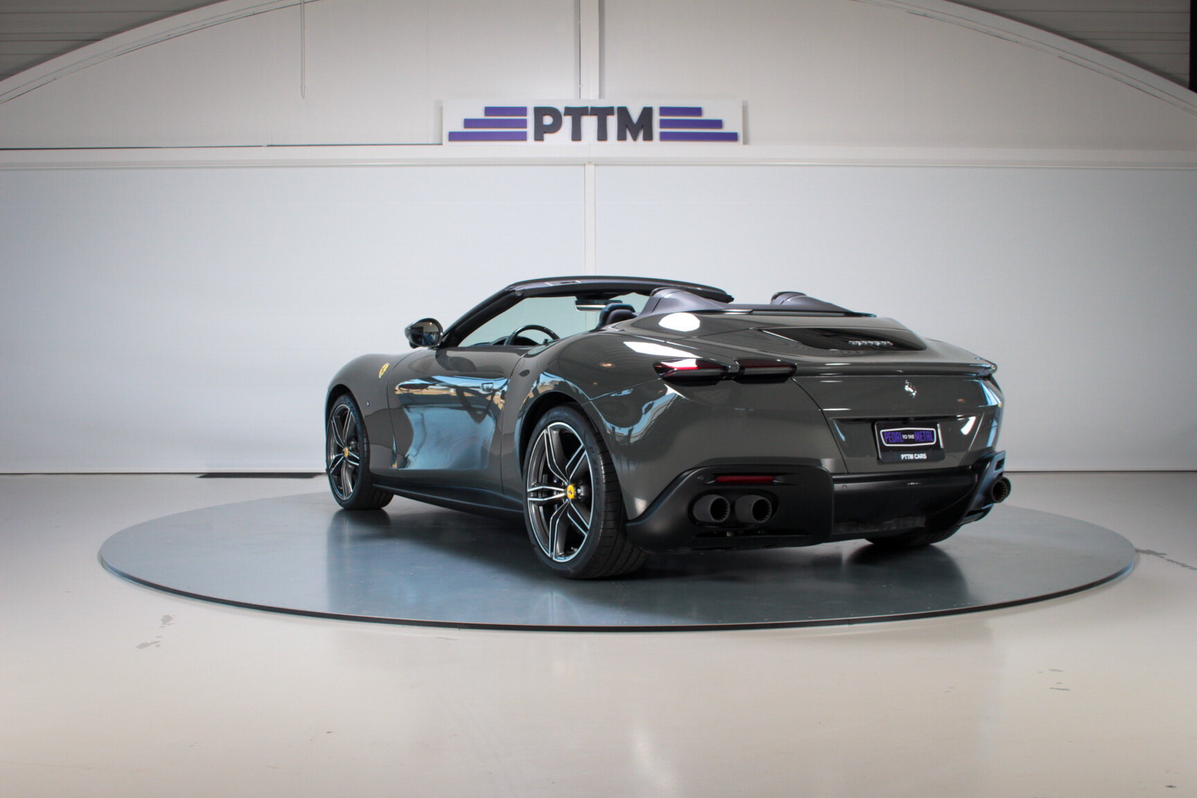 Exterior image of 2024 Ferrari Roma Spider
