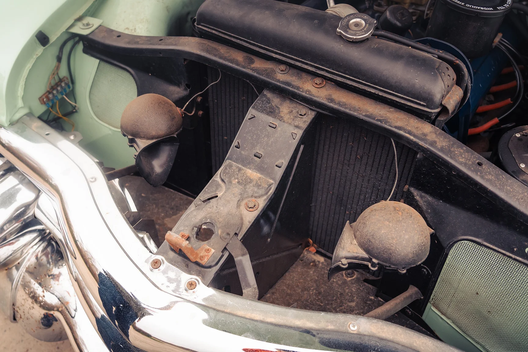 Image of 1953 Cadillac Series 62 mechanics (2)